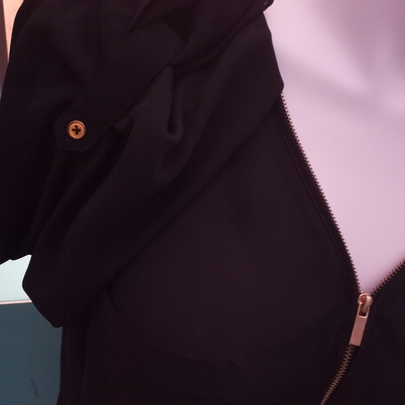 Zac & RACHAEL PLUS 3X ZIPPER TOP - Picture 3 of 5